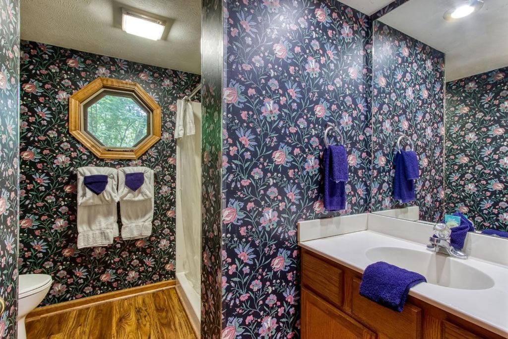 Serenity Heights, Amazing Views, Hot Tub Pool Access, 1089 Free Tickets Each Paid Day, Dollywood Gatlinburg Eksteriør bilde