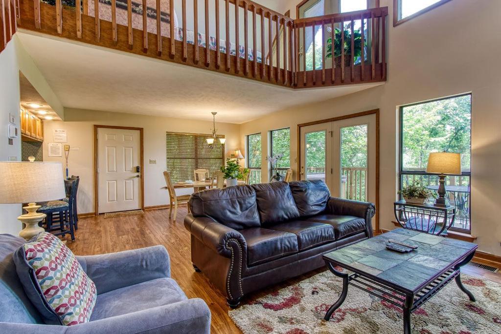 Serenity Heights, Amazing Views, Hot Tub Pool Access, 1089 Free Tickets Each Paid Day, Dollywood Gatlinburg Eksteriør bilde